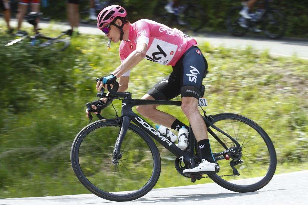 ジロ デ イタリアとは 初夏のイタリアを駆け巡る世界3大自転車レース スポーティングニュース ジャパン