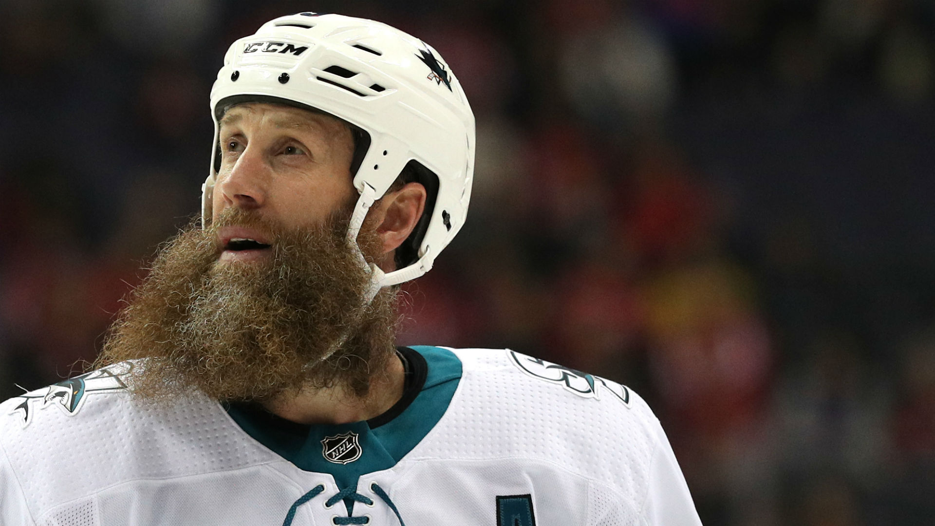 Sharks Joe Thornton Turns Back The Clock Shaves His Beard Sporting News