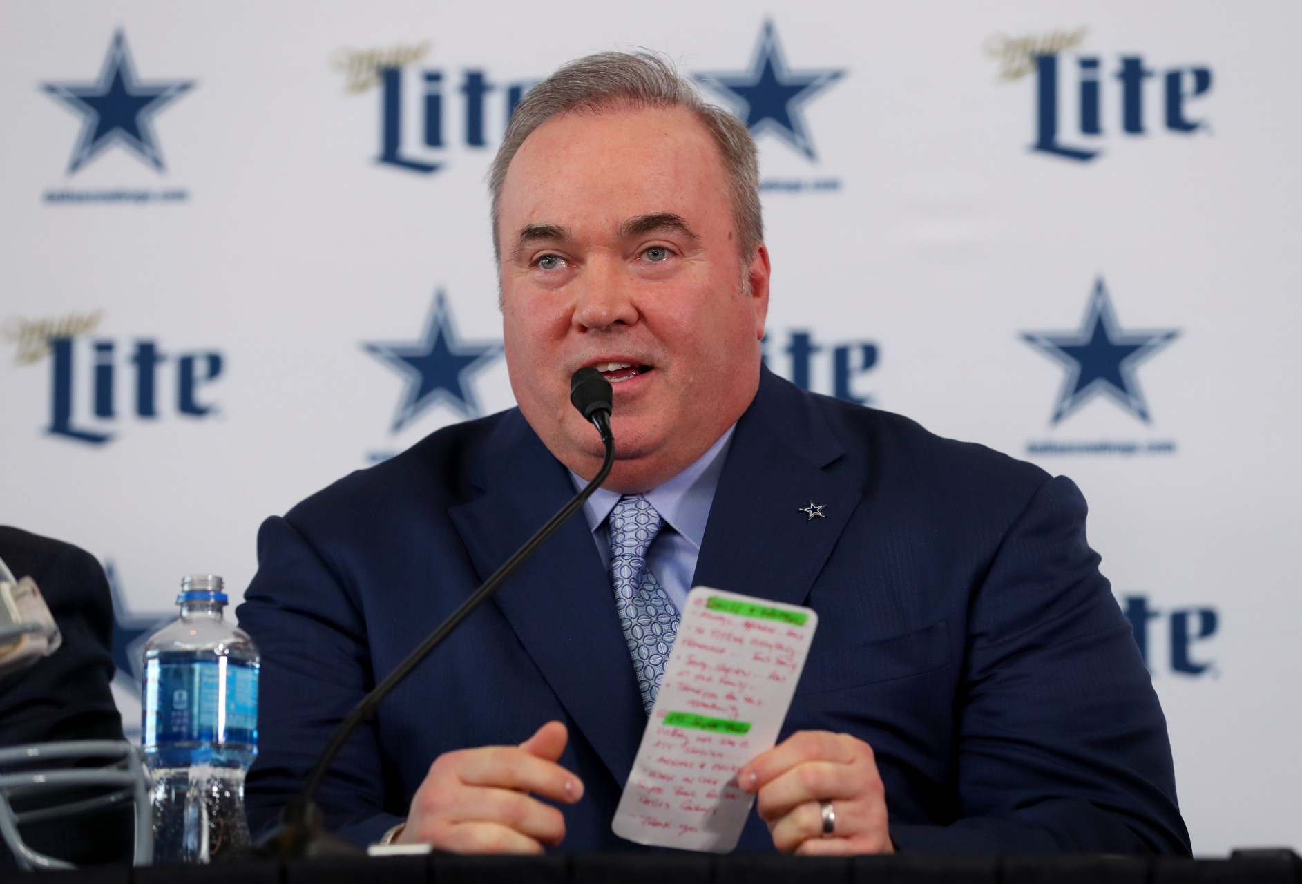 https://images.daznservices.com/di/library/sporting_news/f4/b3/mike-mccarthy-052320-getty-ftrjpg_996m7lk6e5s613eu0bcgp1ze9.jpg?t=1937652338&w=%7Bwidth%7D&quality=80