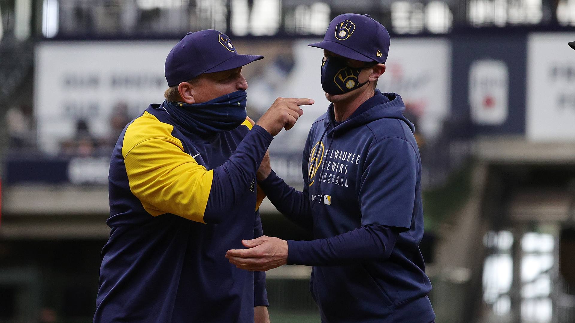 Umpire Marty Foster calls terrible interference during Marlins-Brewers game