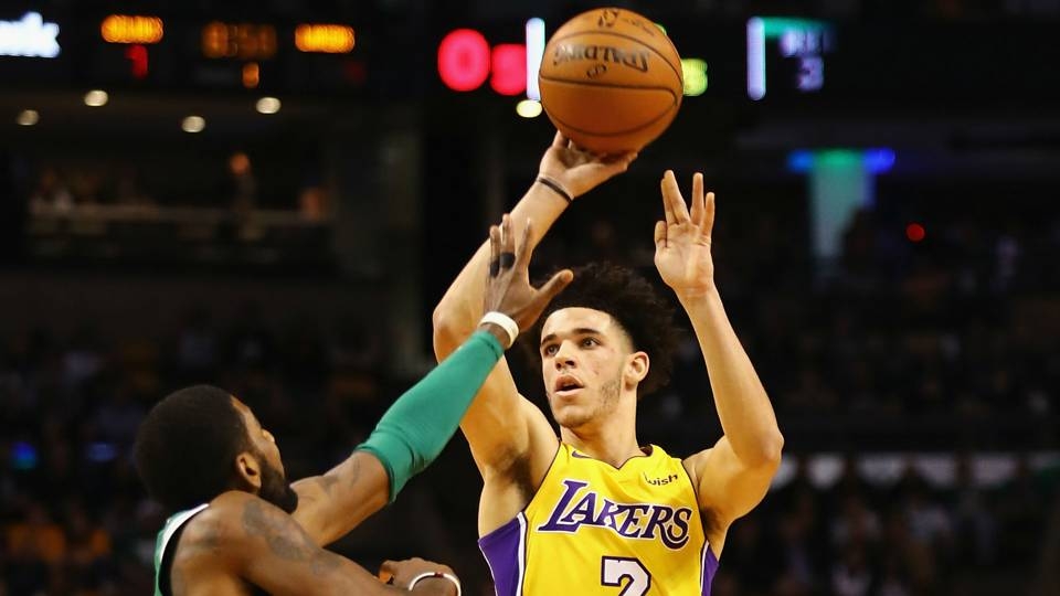 レブロン ジェームズとの共存へ ロンゾ ボールの課題はシュート改善 Nba日本公式サイト The Official Site Of The Nba レブロン ジェームズとの共存へ ロンゾ ボールの課題はシュート改善 Nba日本公式サイト The Official Site Of The Nba