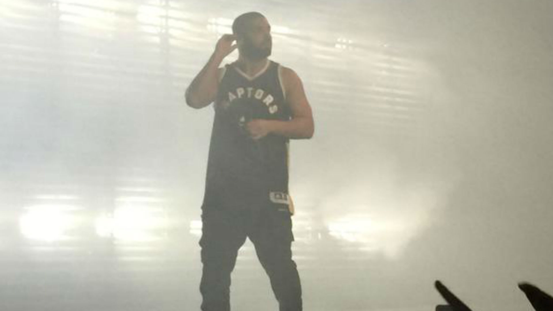 drake at ovo fest concert sporting