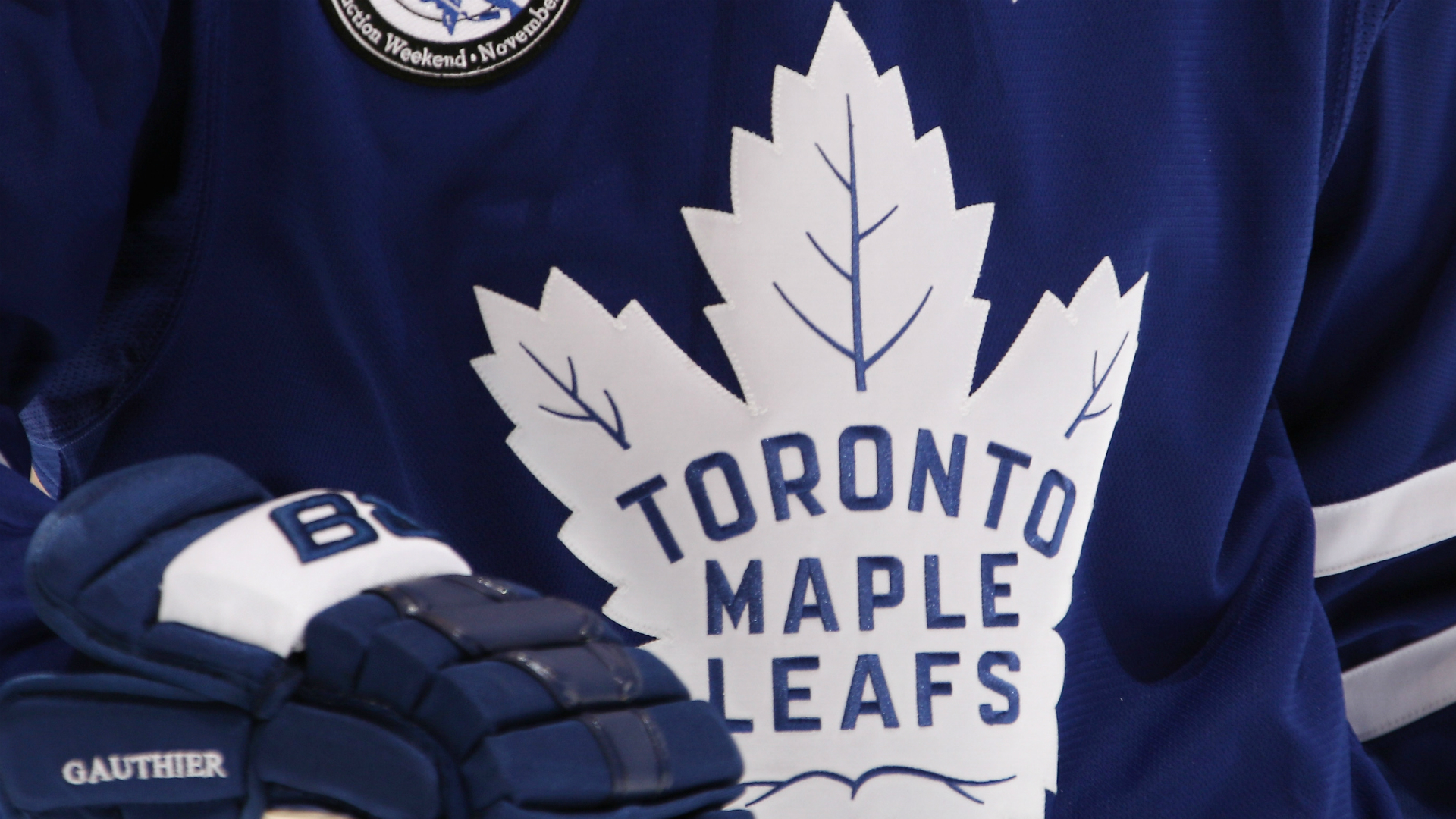 Bakery Accidentally Creates Maple Leaf Foods Birthday Cake For Diehard Young Toronto Maple Leafs Fan Sporting News Canada