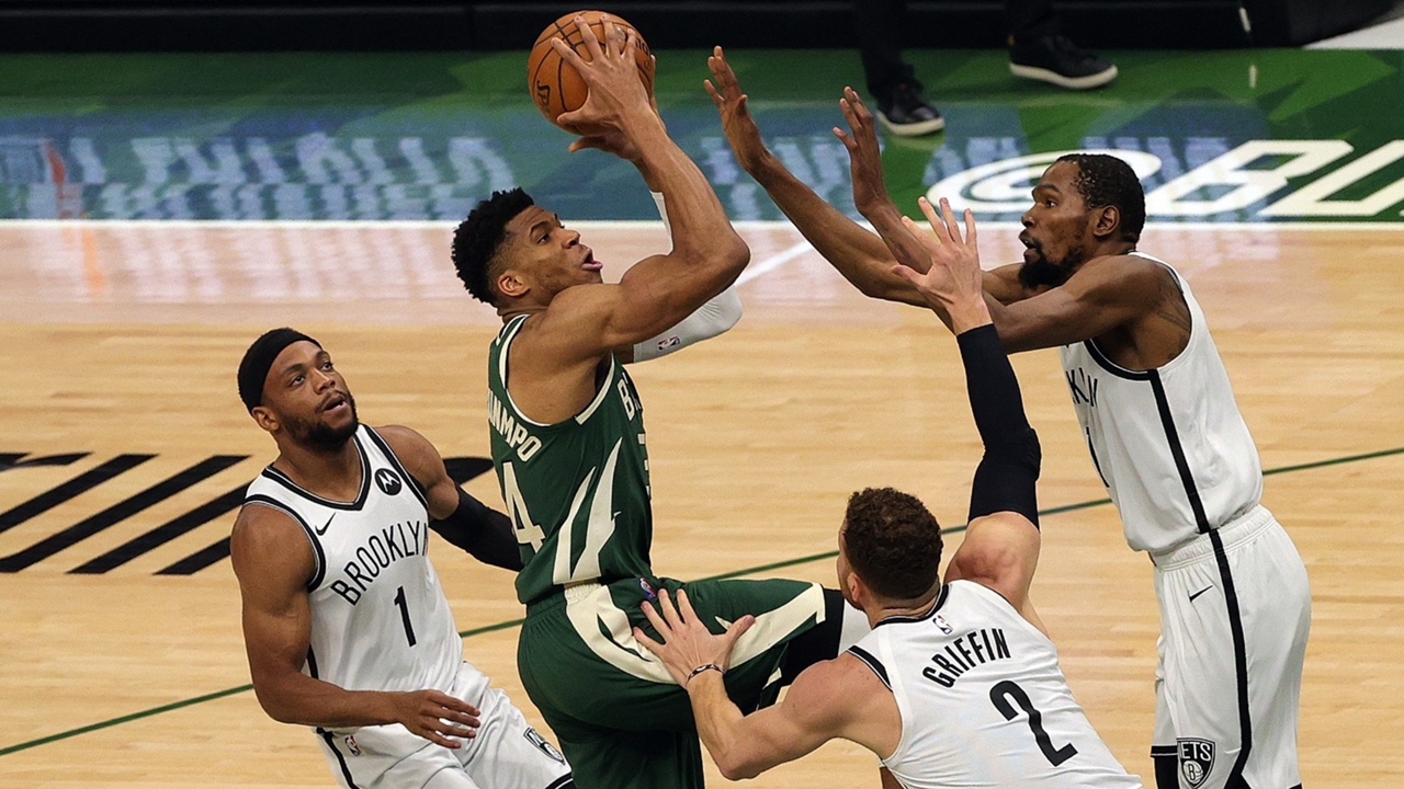 Three Ways Bucks Giannis Antetokounmpo Should Attack Nets Defense And One Way He Shouldn T Sporting News