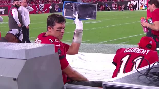 Keine Punkte gegen die Saints: Wütender Tom Brady zerstört sein Tablet | NFL